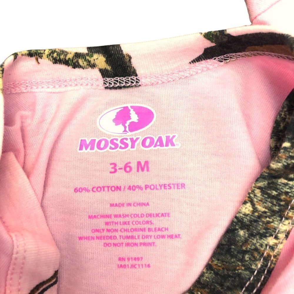 Mossy Oak Pink and Camo One Piece for Infant Twins Girls 3 to 6 Months EUC - Picture 4 of 4